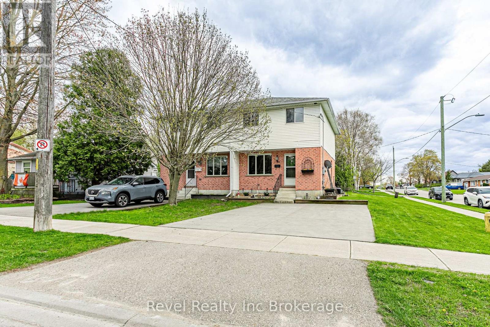 116 North Town Line, Ingersoll, Ontario  N5C 1R4 - Photo 2 - X13076534