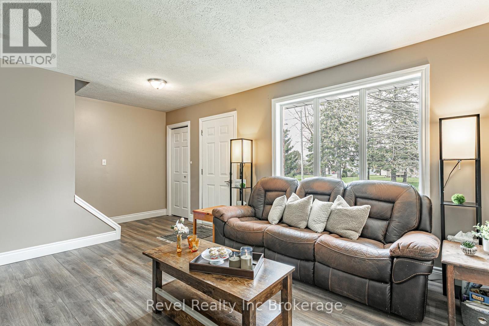 116 North Town Line, Ingersoll, Ontario  N5C 1R4 - Photo 4 - X13076534