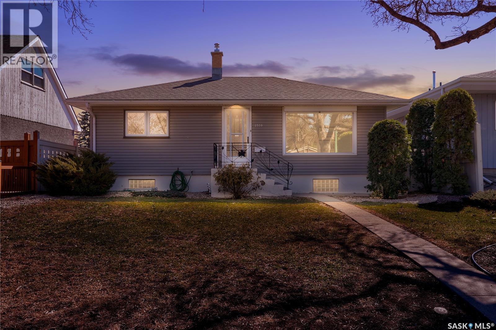 2509 Pasqua Street, Regina, Saskatchewan  S4S 0M3 - Photo 2 - SK034721
