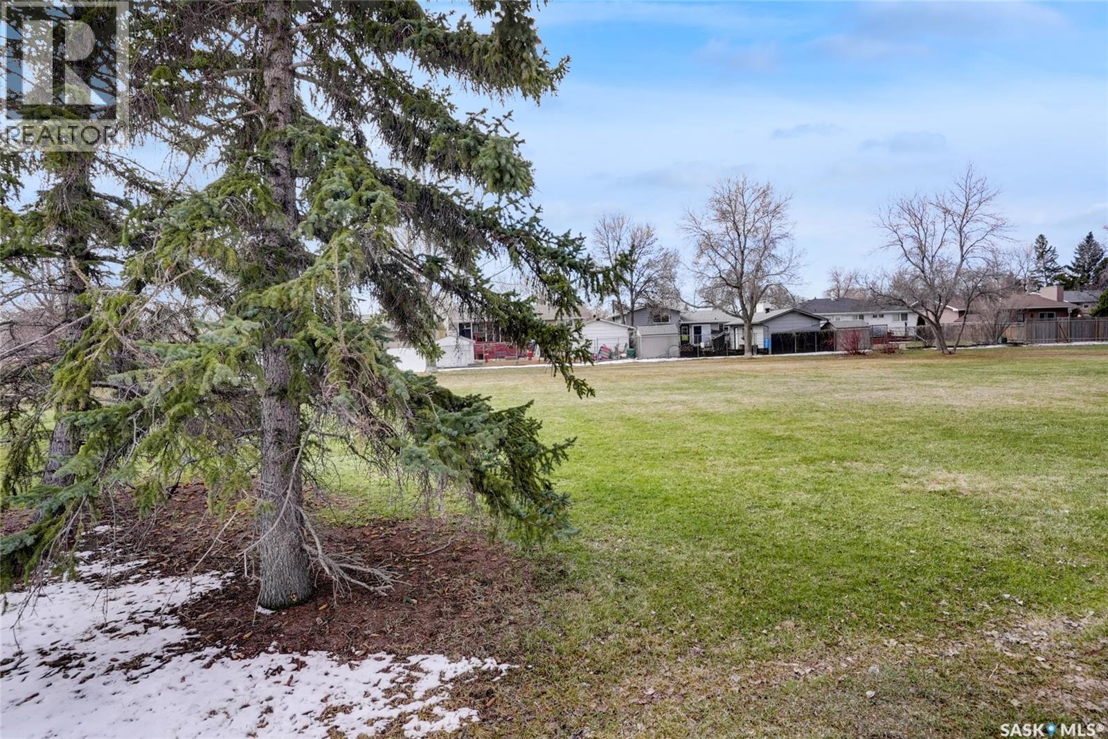 23 Scrivener Crescent, Regina, Saskatchewan  S4N 4V6 - Photo 35 - SK034717