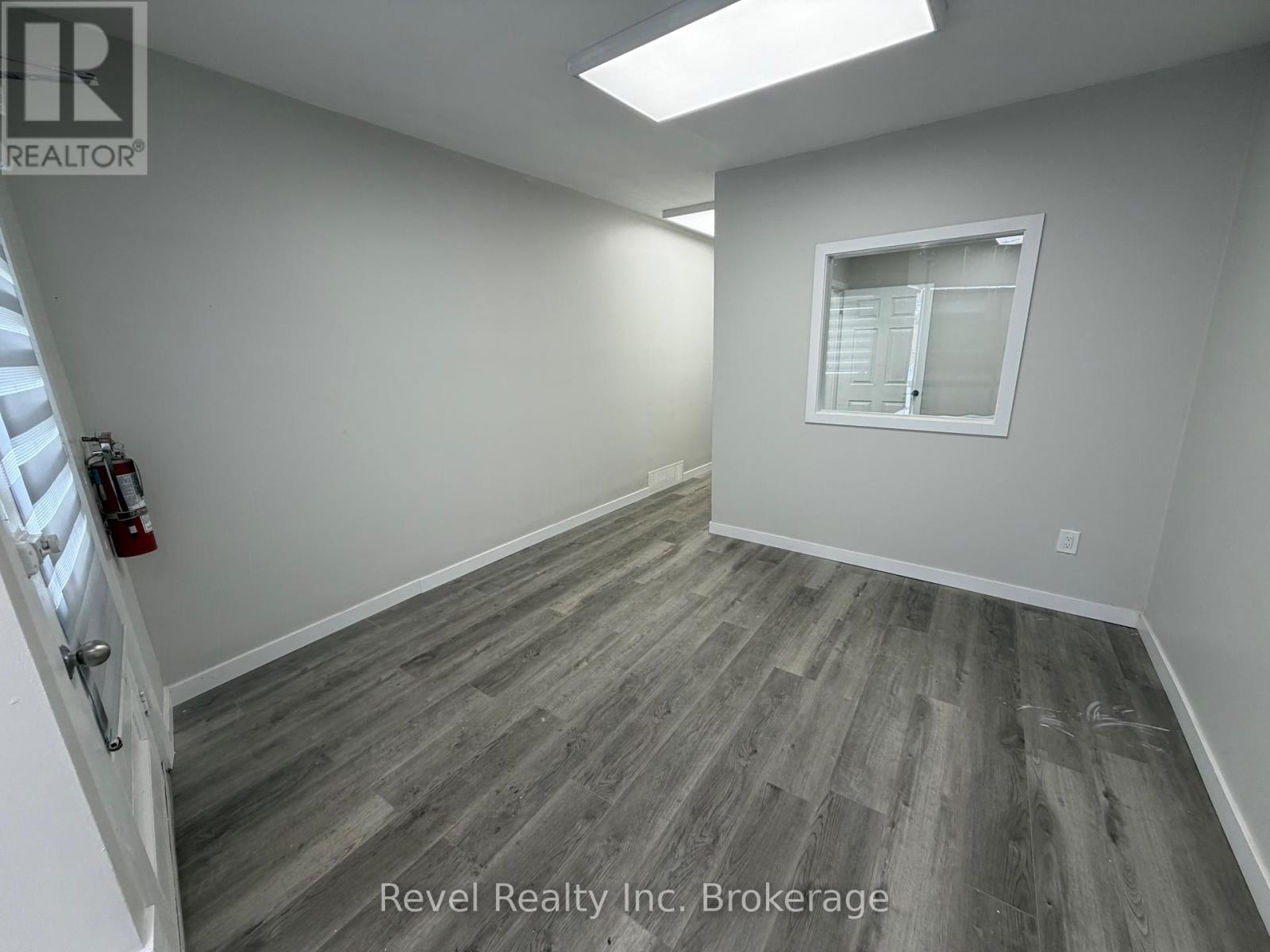 323 Algonquin Avenue, North Bay, Ontario  P1B 4W1 - Photo 4 - X13076566