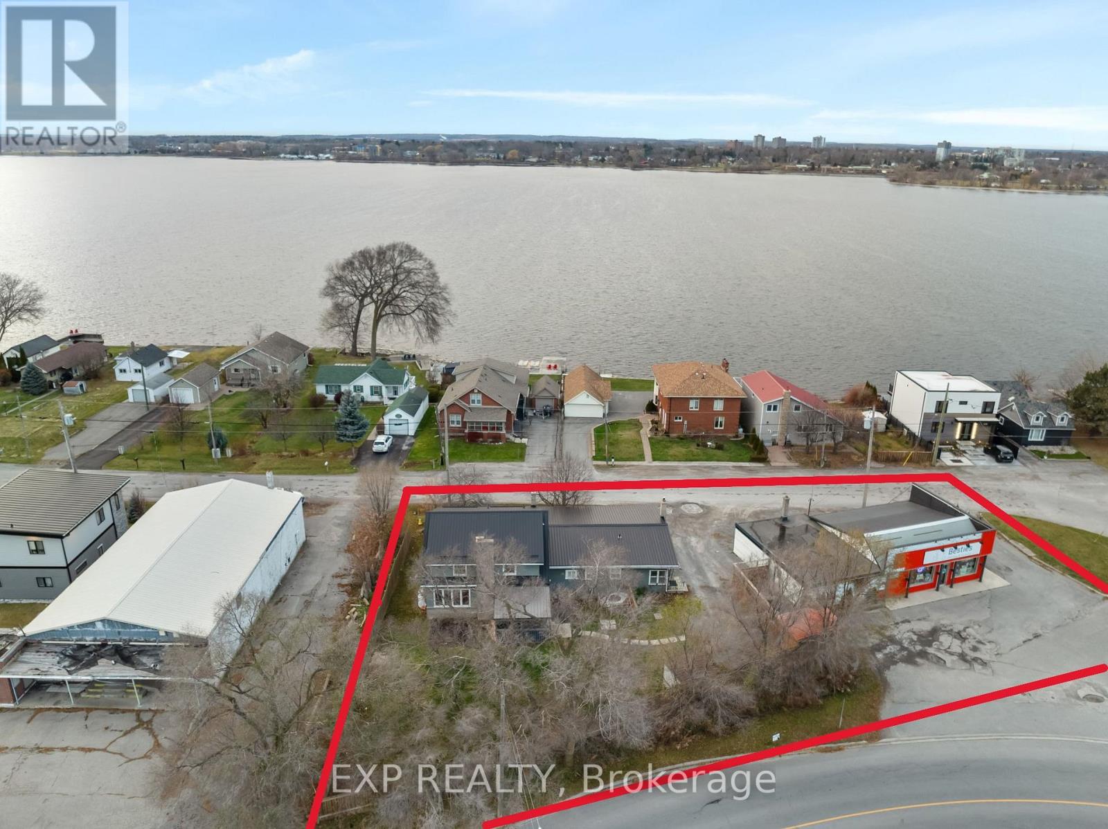 23 Ridley Street, Prince Edward County, Ontario  K8N 4Z1 - Photo 1 - X13075878