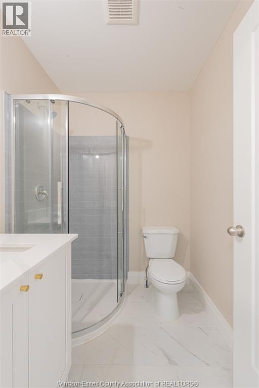 912 Hall Avenue, Windsor, Ontario  N9A 2M5 - Photo 5 - 26009911