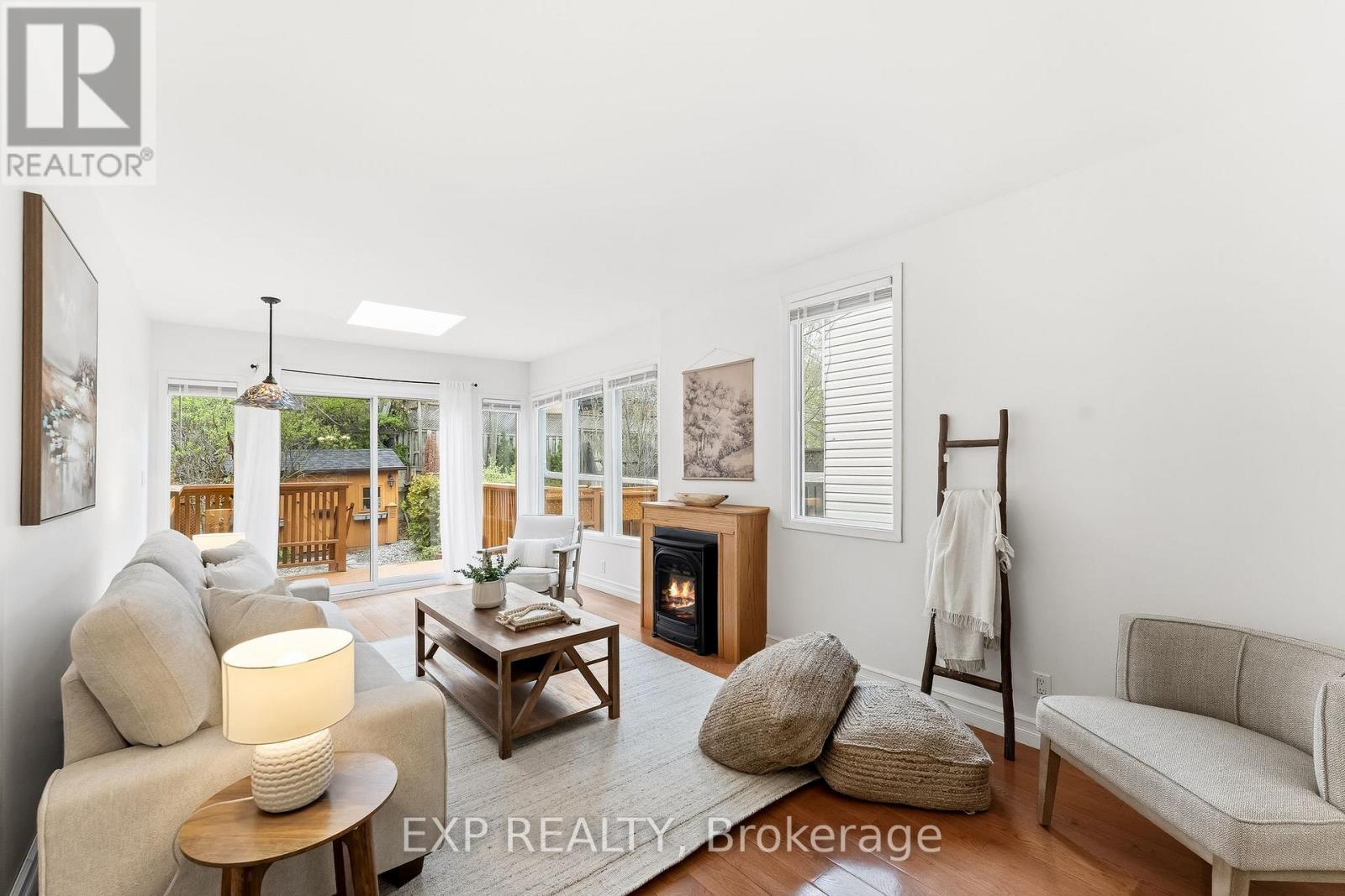 302 Bain Avenue, Toronto, Ontario  M4J 1B8 - Photo 12 - E13076560