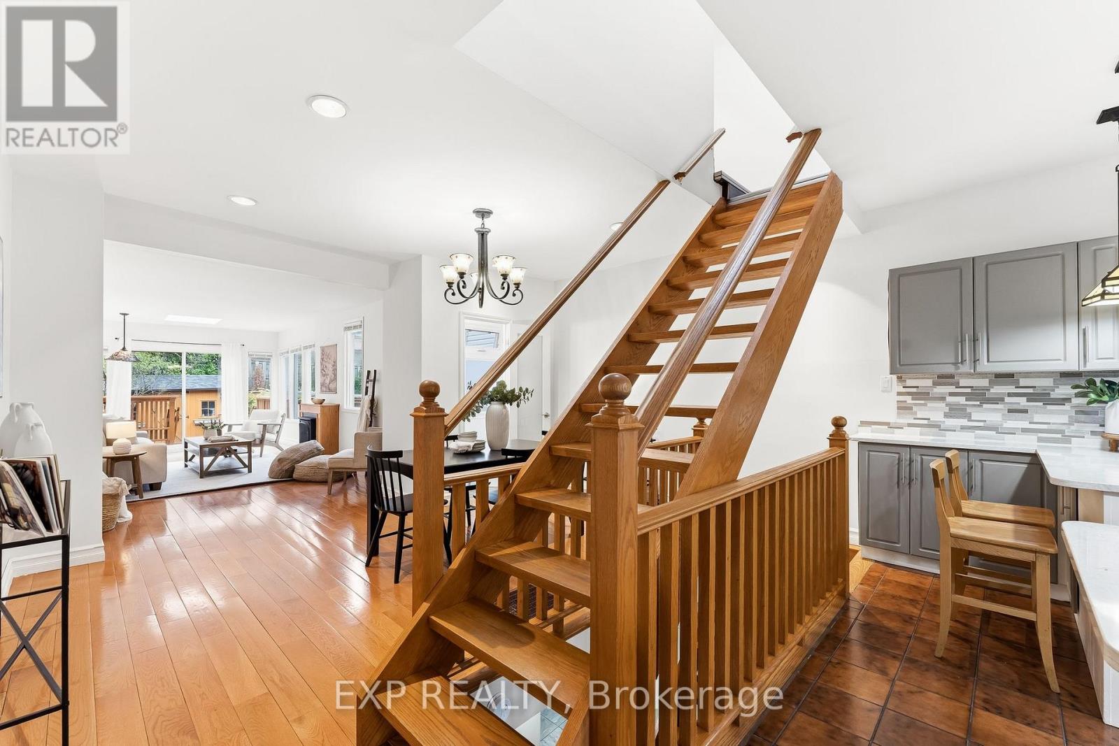 302 Bain Avenue, Toronto, Ontario  M4J 1B8 - Photo 18 - E13076560