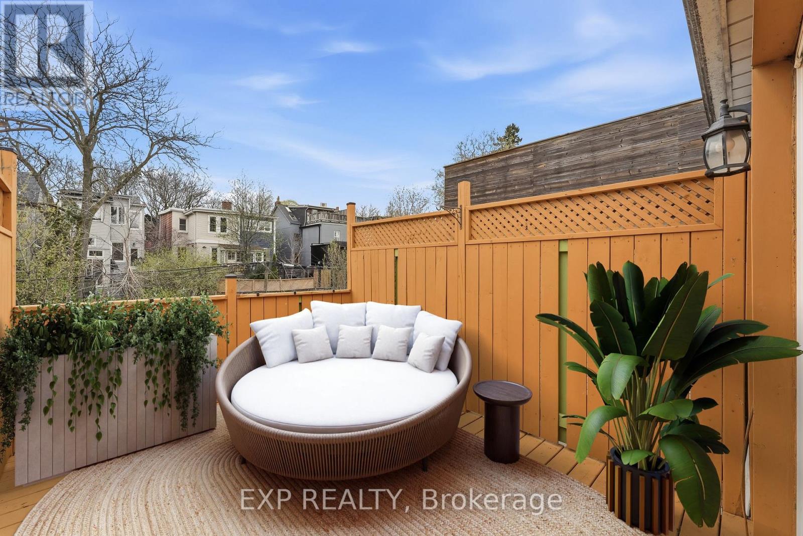 302 Bain Avenue, Toronto, Ontario  M4J 1B8 - Photo 24 - E13076560