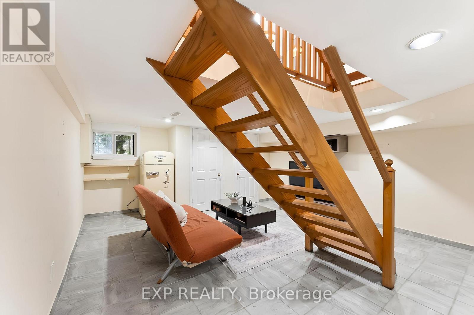 302 Bain Avenue, Toronto, Ontario  M4J 1B8 - Photo 27 - E13076560