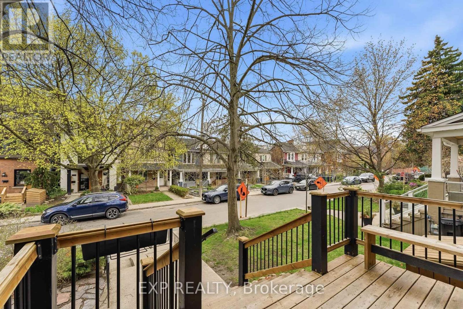 302 Bain Avenue, Toronto, Ontario  M4J 1B8 - Photo 7 - E13076560