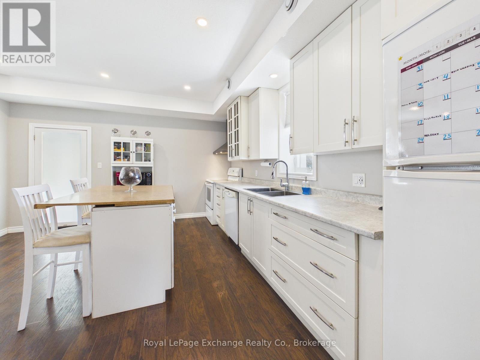 19 Main Street, Kincardine, Ontario  N0G 2T0 - Photo 4 - X13076532