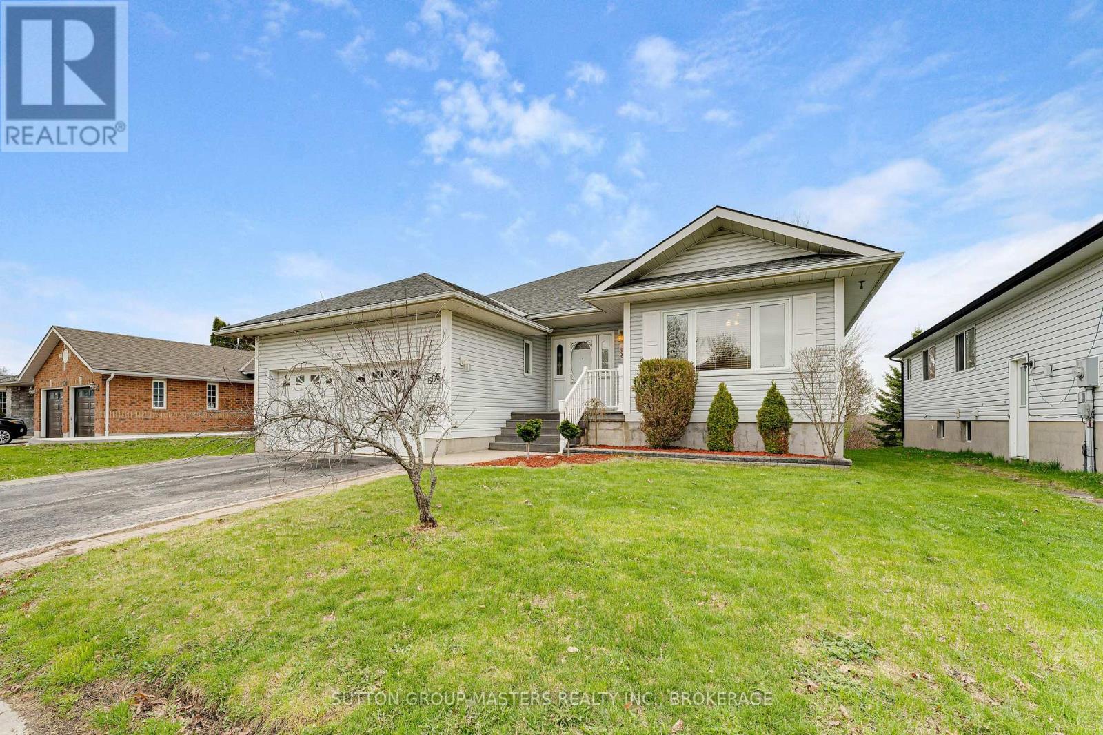 606 Arbour Crescent, Kingston, Ontario  K7M 8Y1 - Photo 2 - X13076506