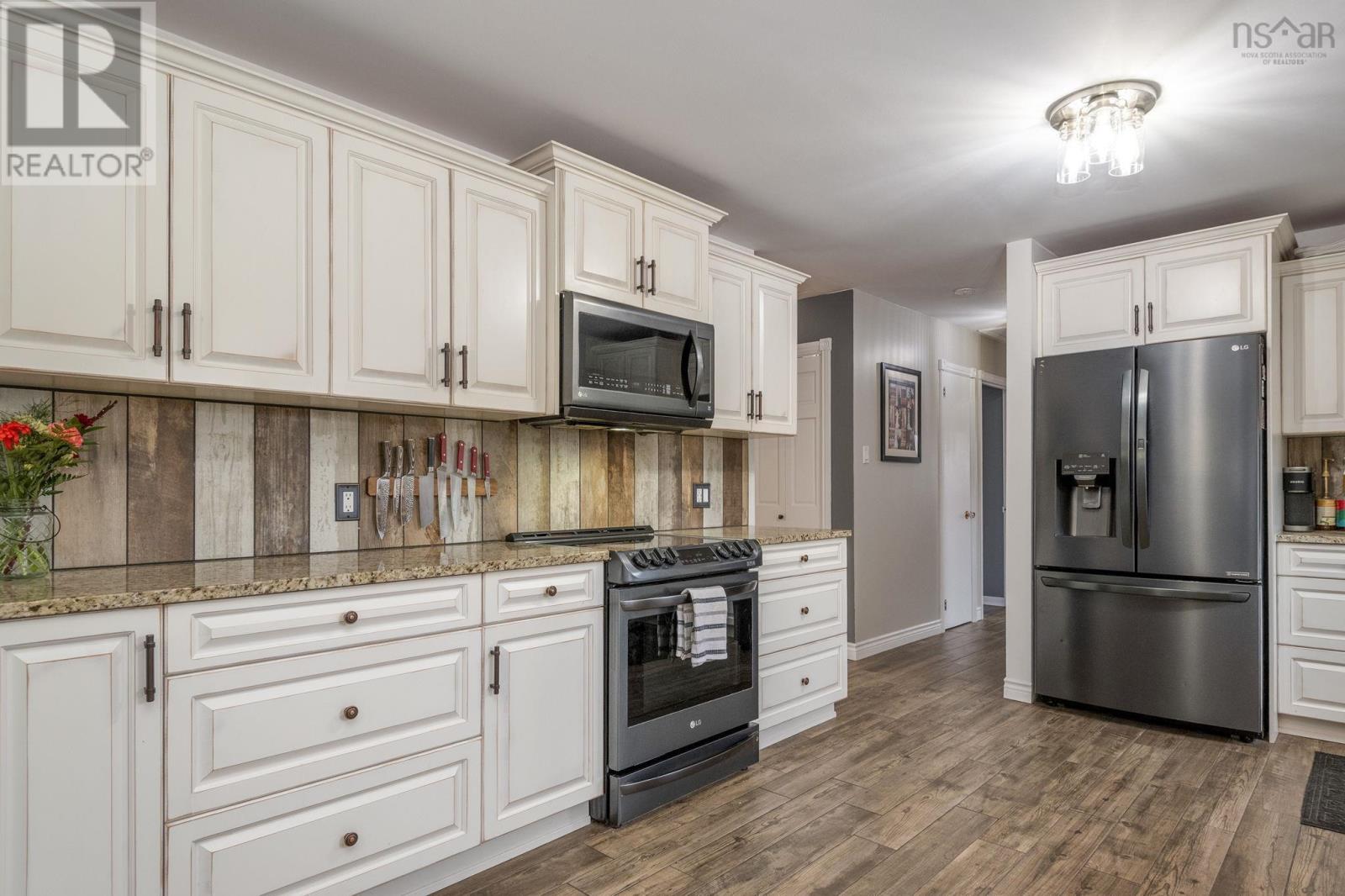 61 Aldred Road, Wilmot, Nova Scotia  B0P 1R0 - Photo 14 - 202608296