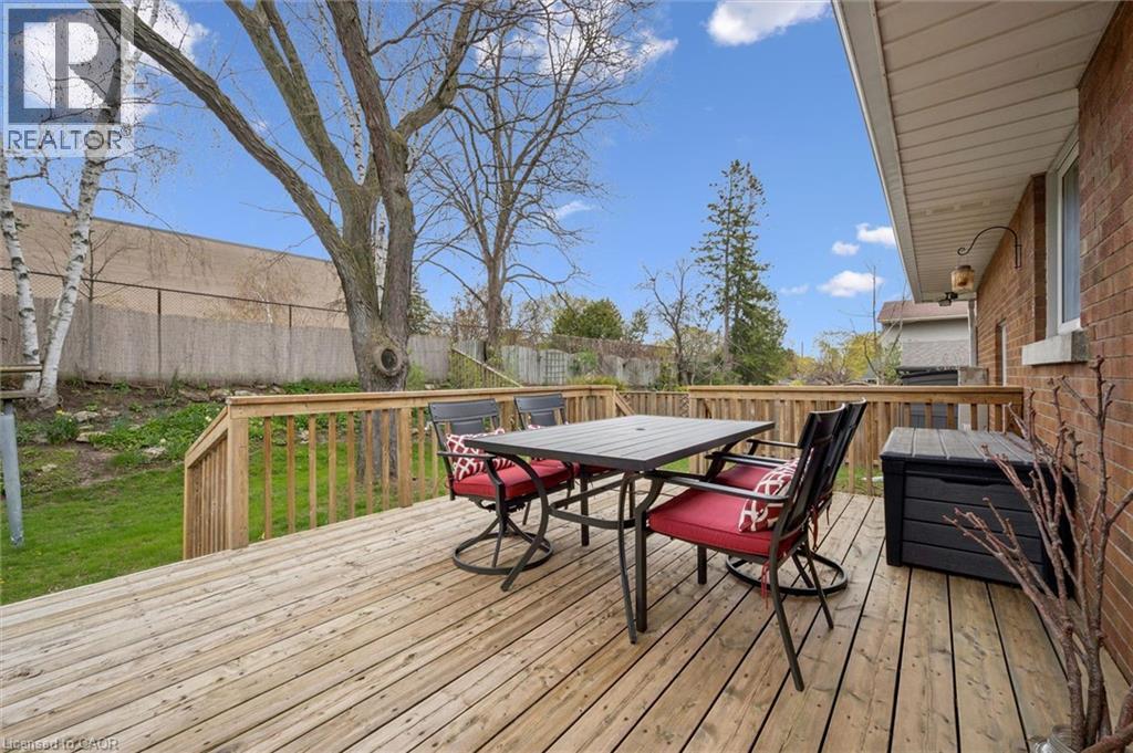 20 Katherine Crescent, Kitchener, Ontario  N2M 2K1 - Photo 28 - 40821346