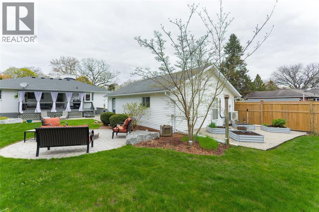 1631 Mills Street, Sarnia, Ontario  N7S 3P3 - Photo 37 - 26009887