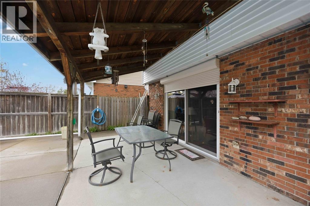 23 Dukinfield Court, Sarnia, Ontario  N7S 3Z4 - Photo 27 - 26009816