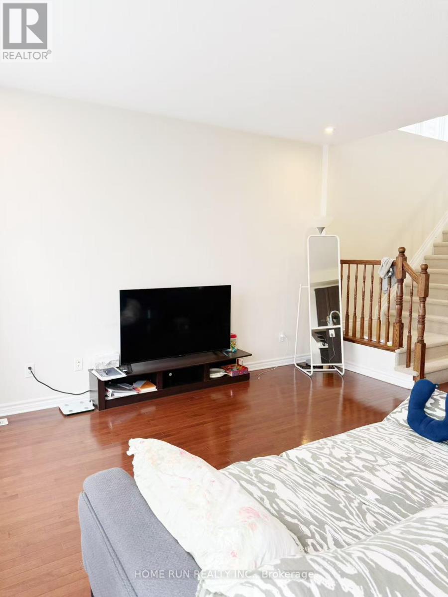 215 Via San Marino Street, Ottawa, Ontario  K6H 5R6 - Photo 6 - X13076530