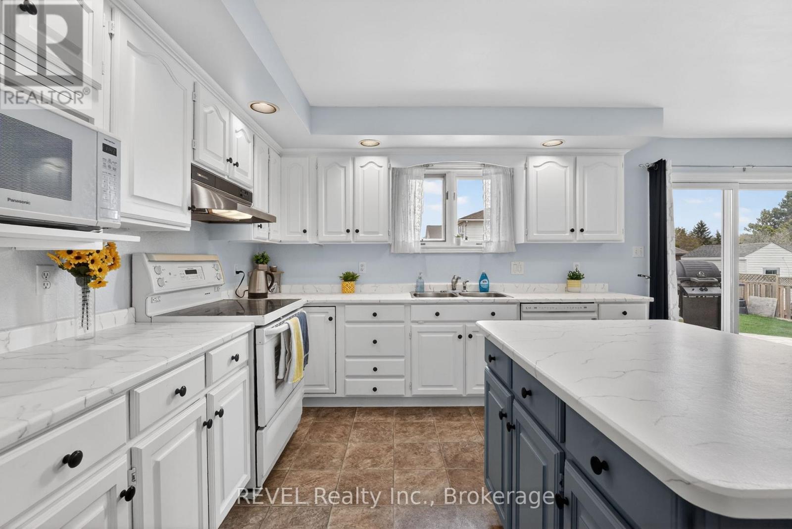 28 Vanjo Drive, Welland, Ontario  L3C 7B6 - Photo 14 - X13076542