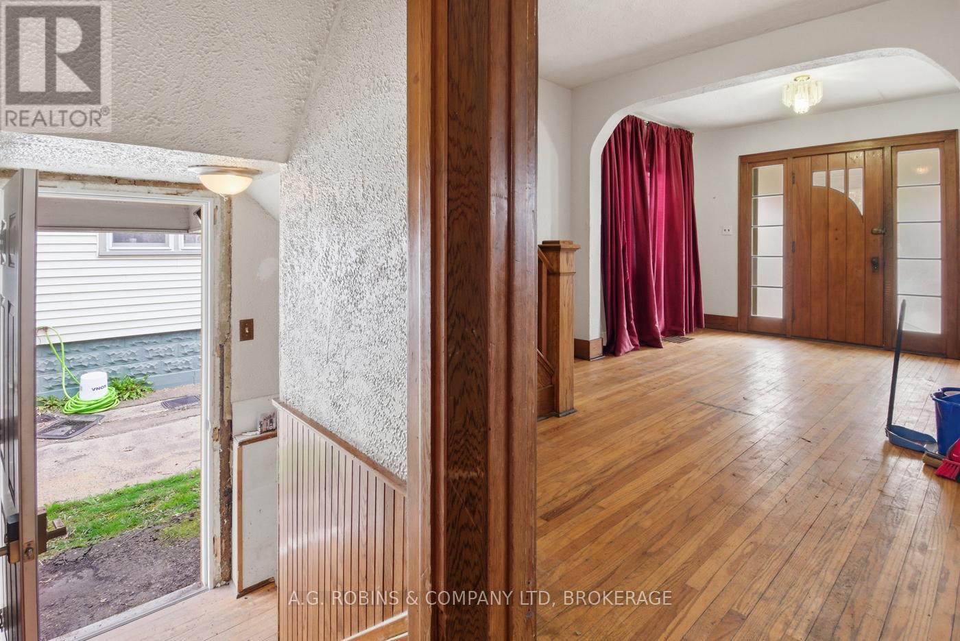 578 Southworth Street S, Welland, Ontario  L3B 1Z9 - Photo 16 - X13076578