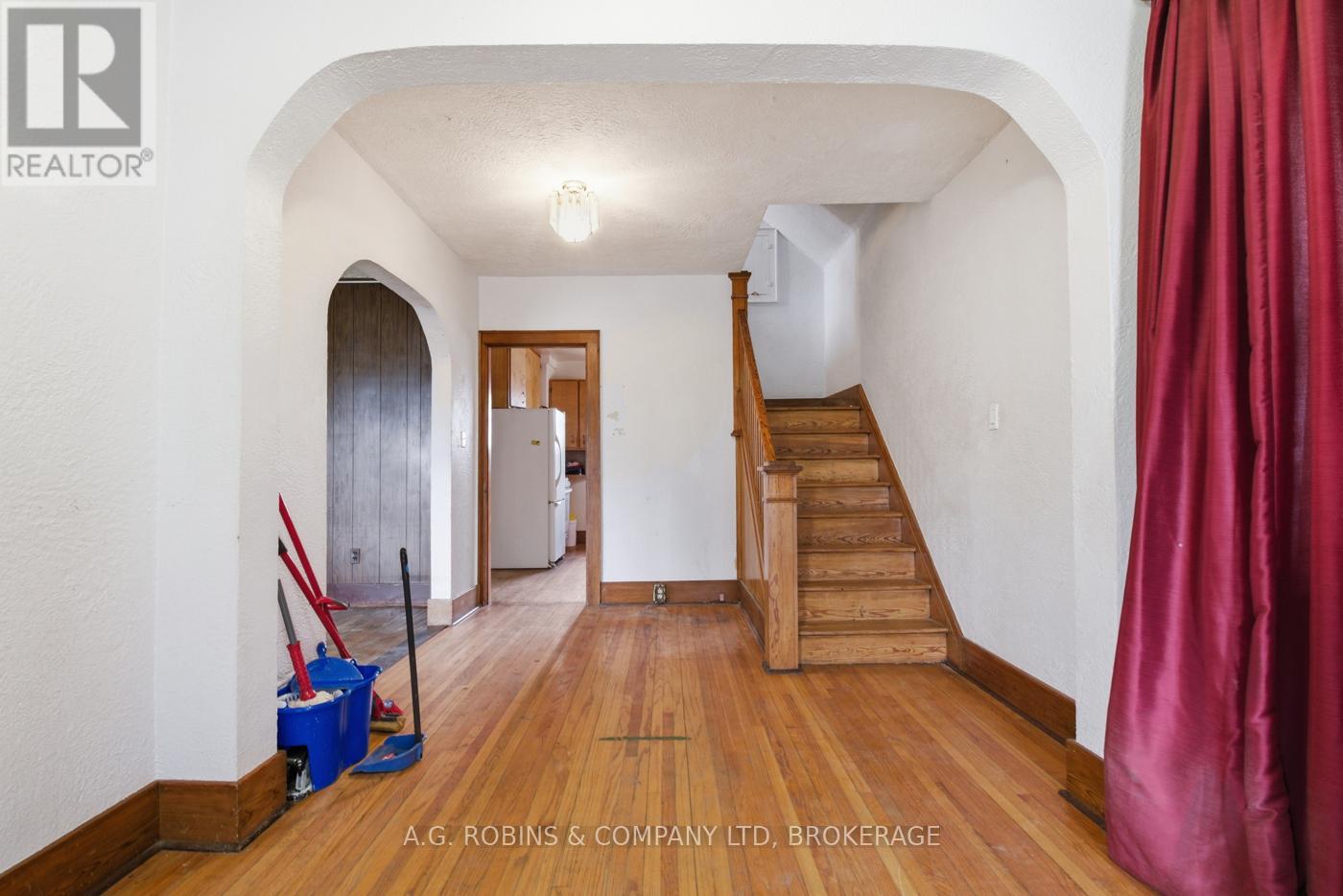 578 Southworth Street S, Welland, Ontario  L3B 1Z9 - Photo 6 - X13076578