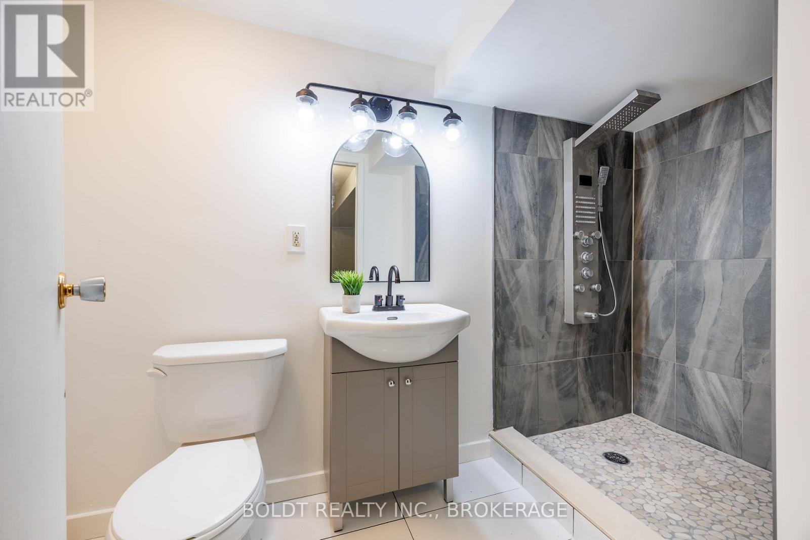 5080 Mantree Court, Lincoln, Ontario  L3J 0A8 - Photo 22 - X13076598