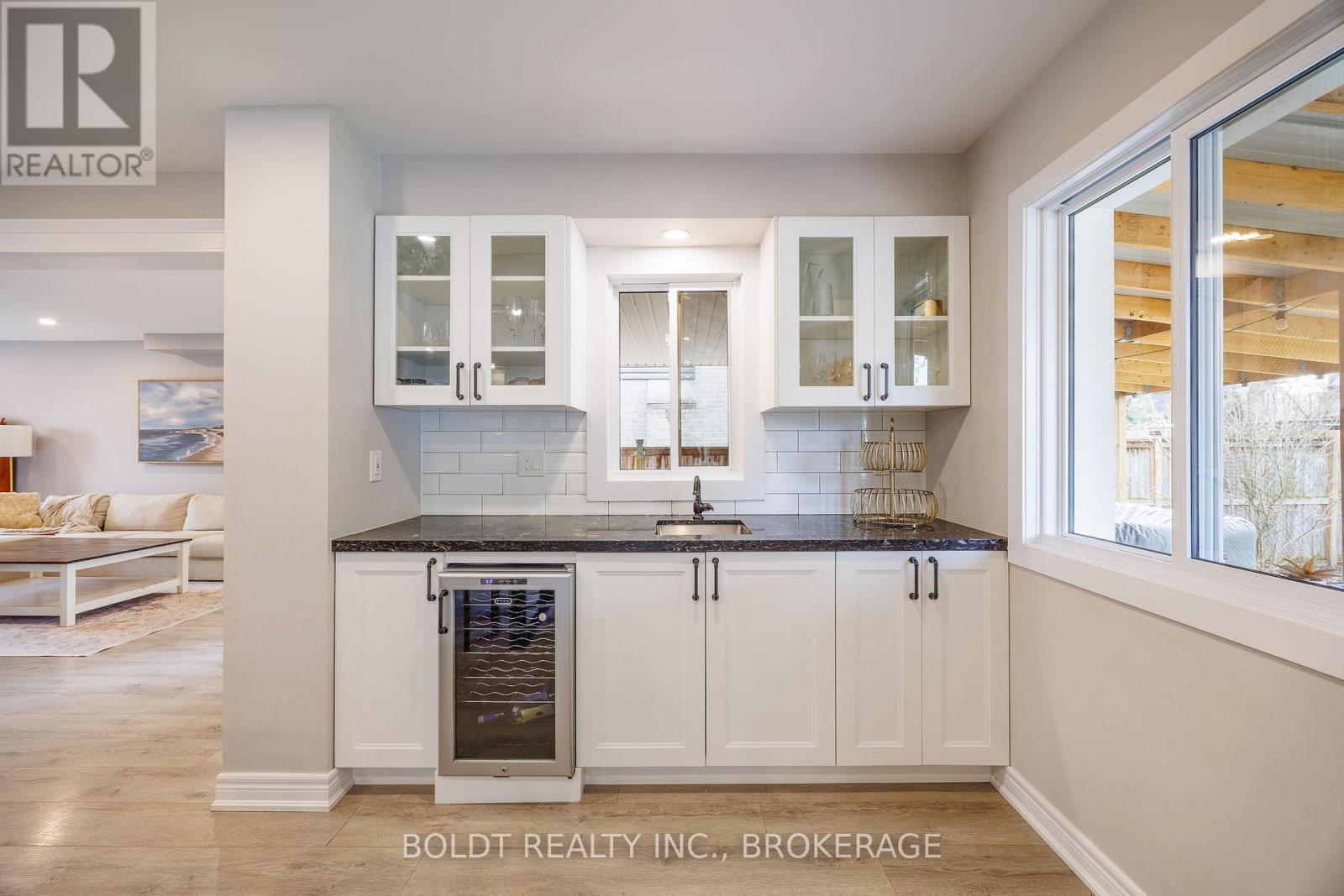 5080 Mantree Court, Lincoln, Ontario  L3J 0A8 - Photo 8 - X13076598