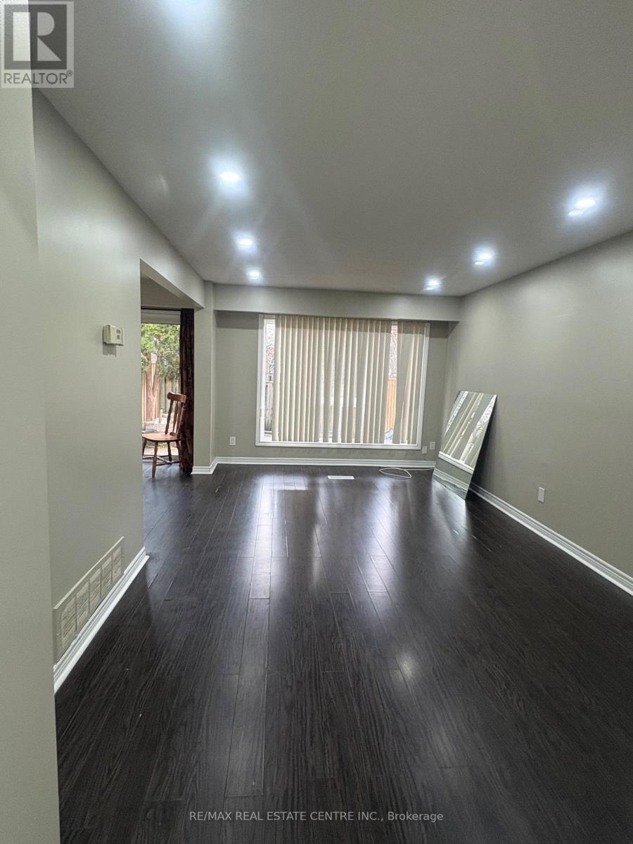 199 - 199 Baronwood Court, Brampton, Ontario  L6V 3H9 - Photo 6 - W13074192