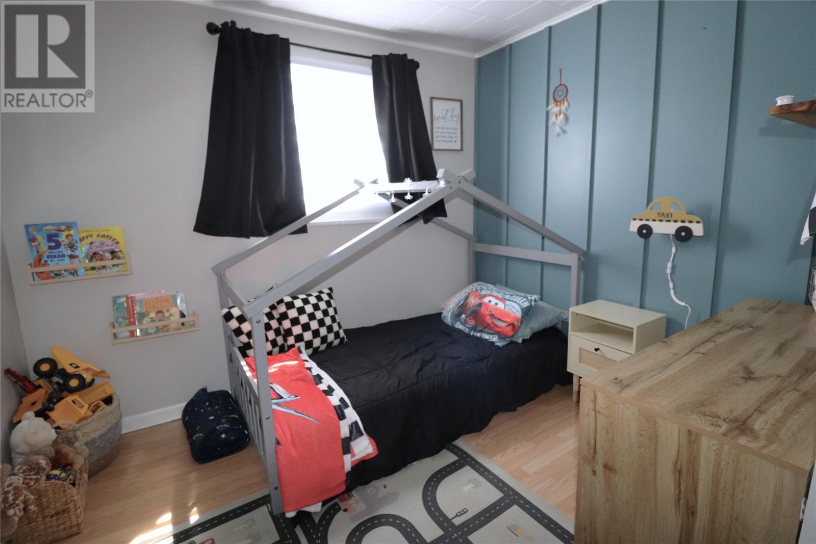 Photo 18