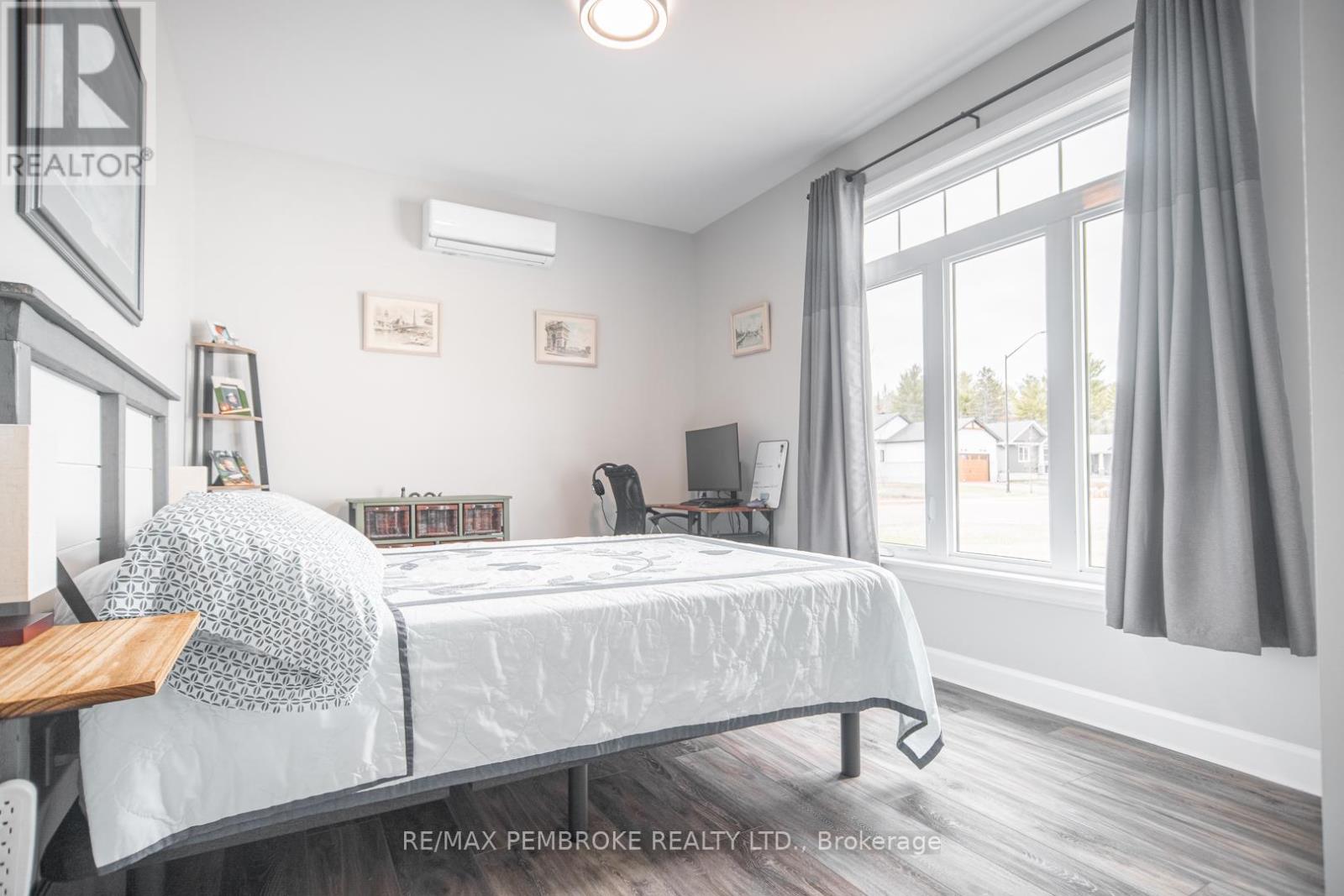33 Durant Street, Petawawa, Ontario  K8H 0G3 - Photo 27 - X13076580