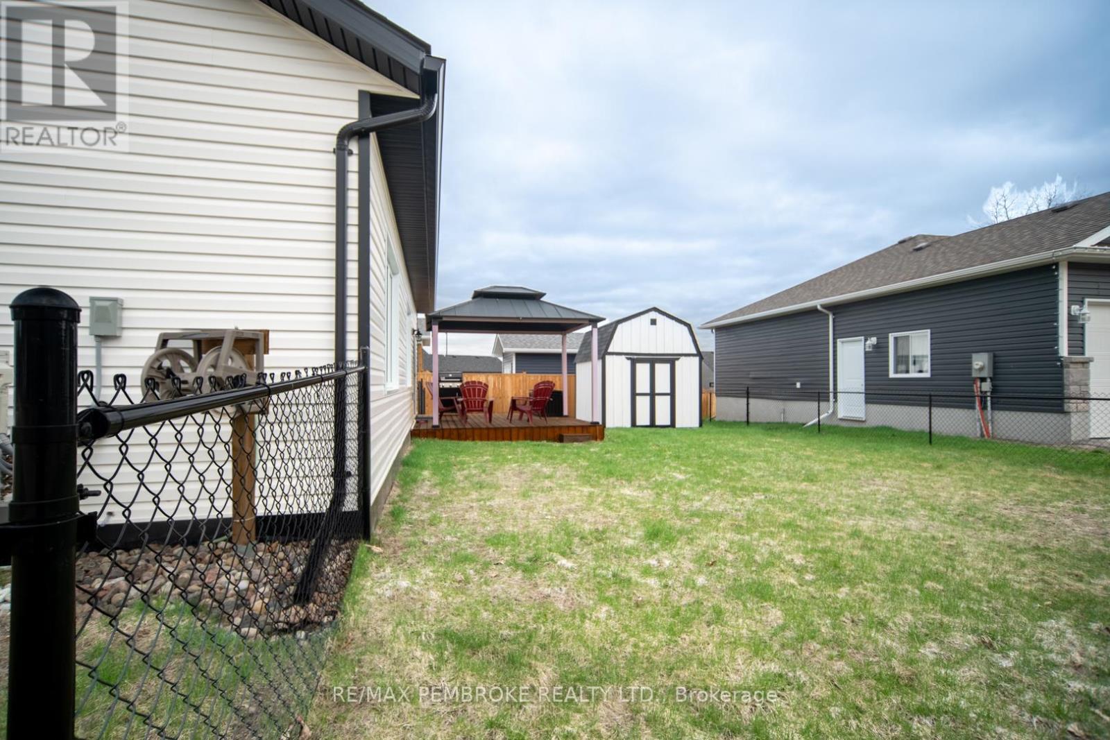 33 Durant Street, Petawawa, Ontario  K8H 0G3 - Photo 41 - X13076580