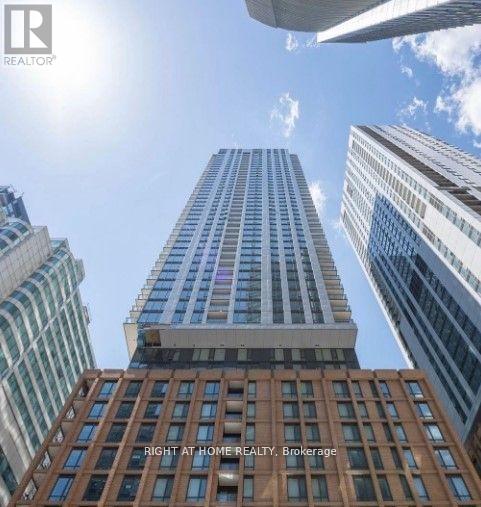 906 - 8 WIDMER STREET, Toronto, Ontario