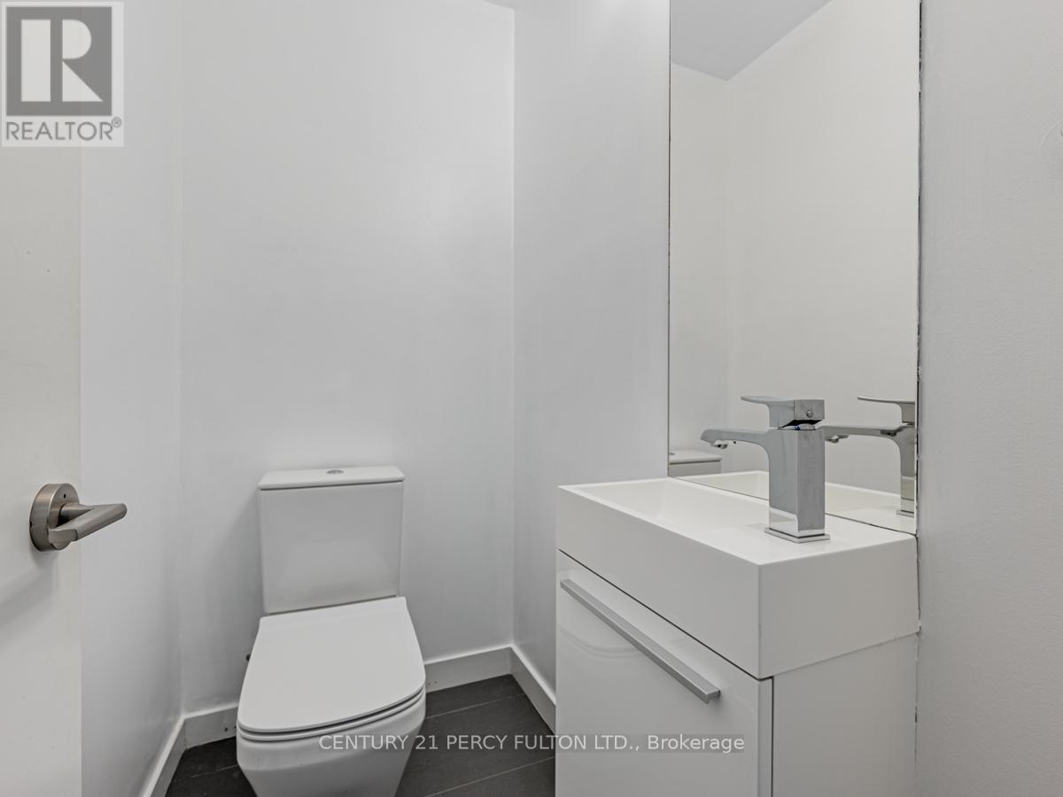 33 Achtman Lane, Toronto, Ontario  M6G 4C5 - Photo 29 - C13076490