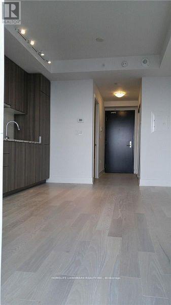 3704 - 955 Bay Street, Toronto, Ontario  M5S 0C6 - Photo 4 - C13076552