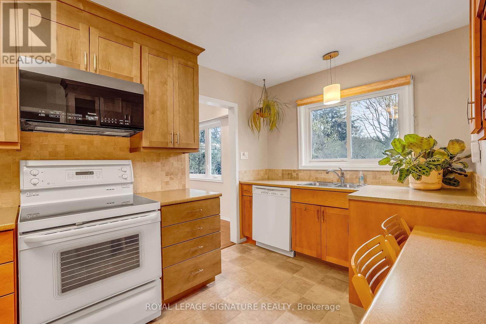 85 Three Valleys Drive, Toronto, Ontario  M3A 3B8 - Photo 12 - C13076596