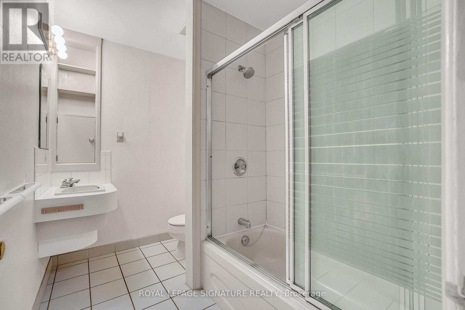 85 Three Valleys Drive, Toronto, Ontario  M3A 3B8 - Photo 22 - C13076596
