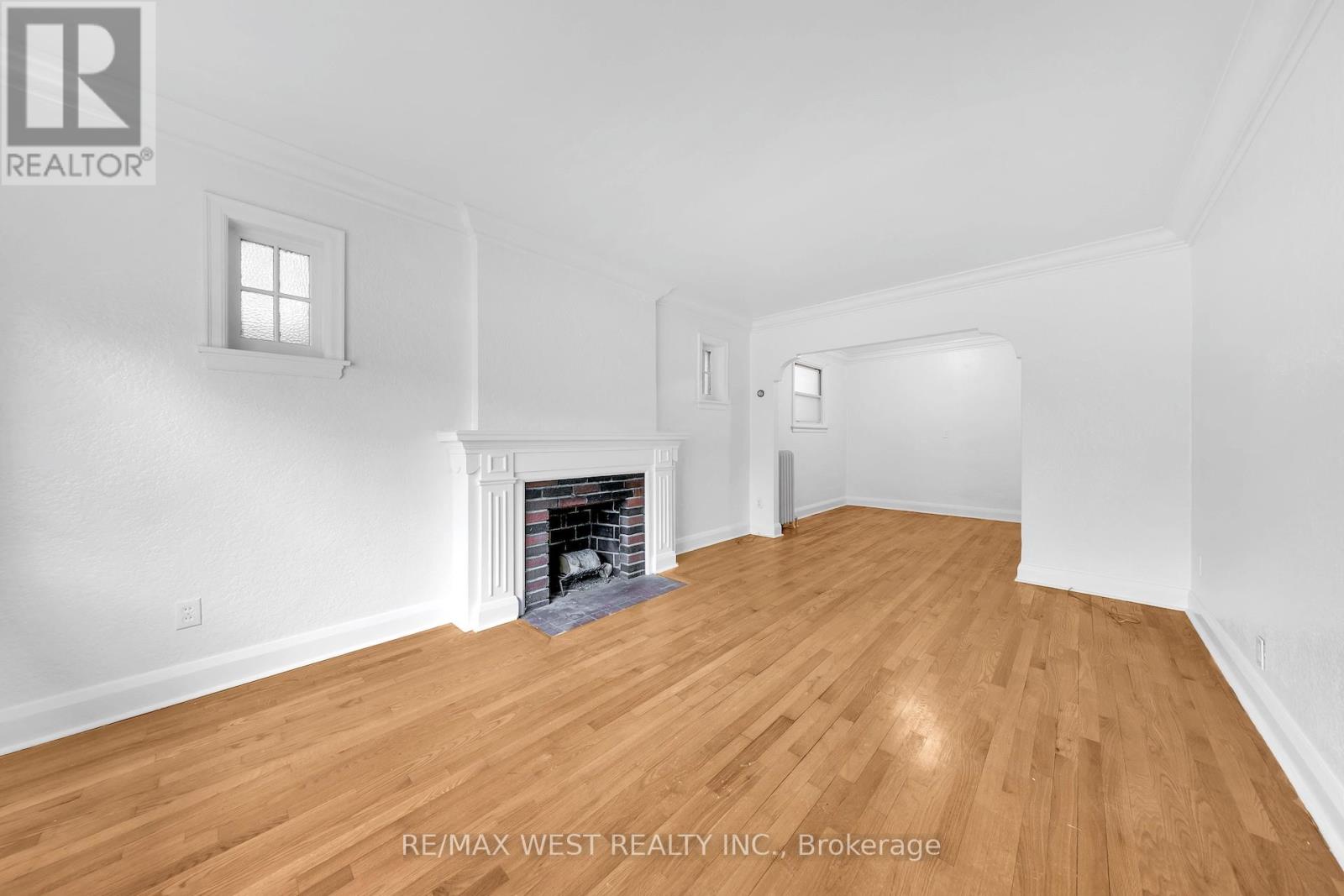 284 Fairlawn Avenue, Toronto, Ontario  M5M 1T1 - Photo 3 - C13076612
