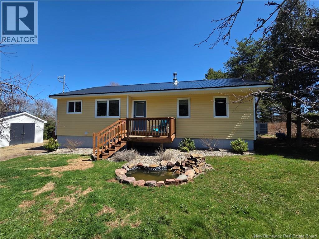 75 Hesler Drive, Sackville, New Brunswick  E4L 3E7 - Photo 2 - NB138489