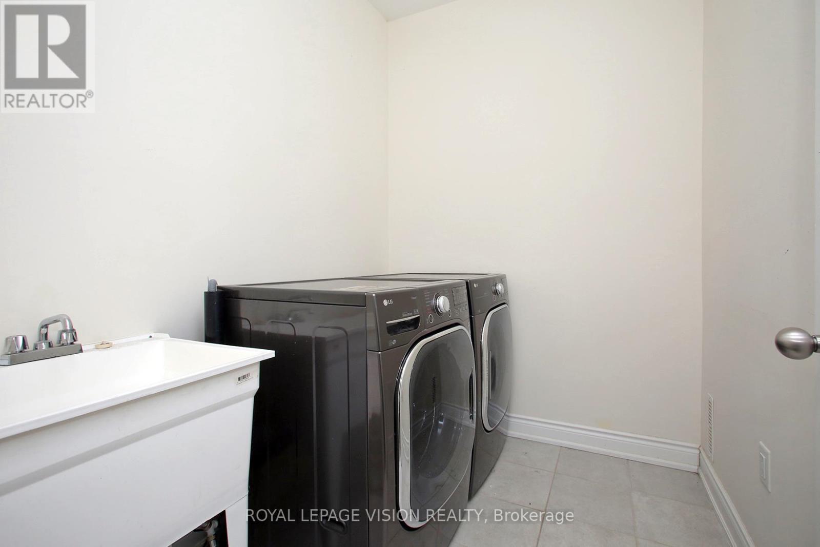 67 Ogston Crescent, Whitby, Ontario  L1P 0H2 - Photo 19 - E13076446