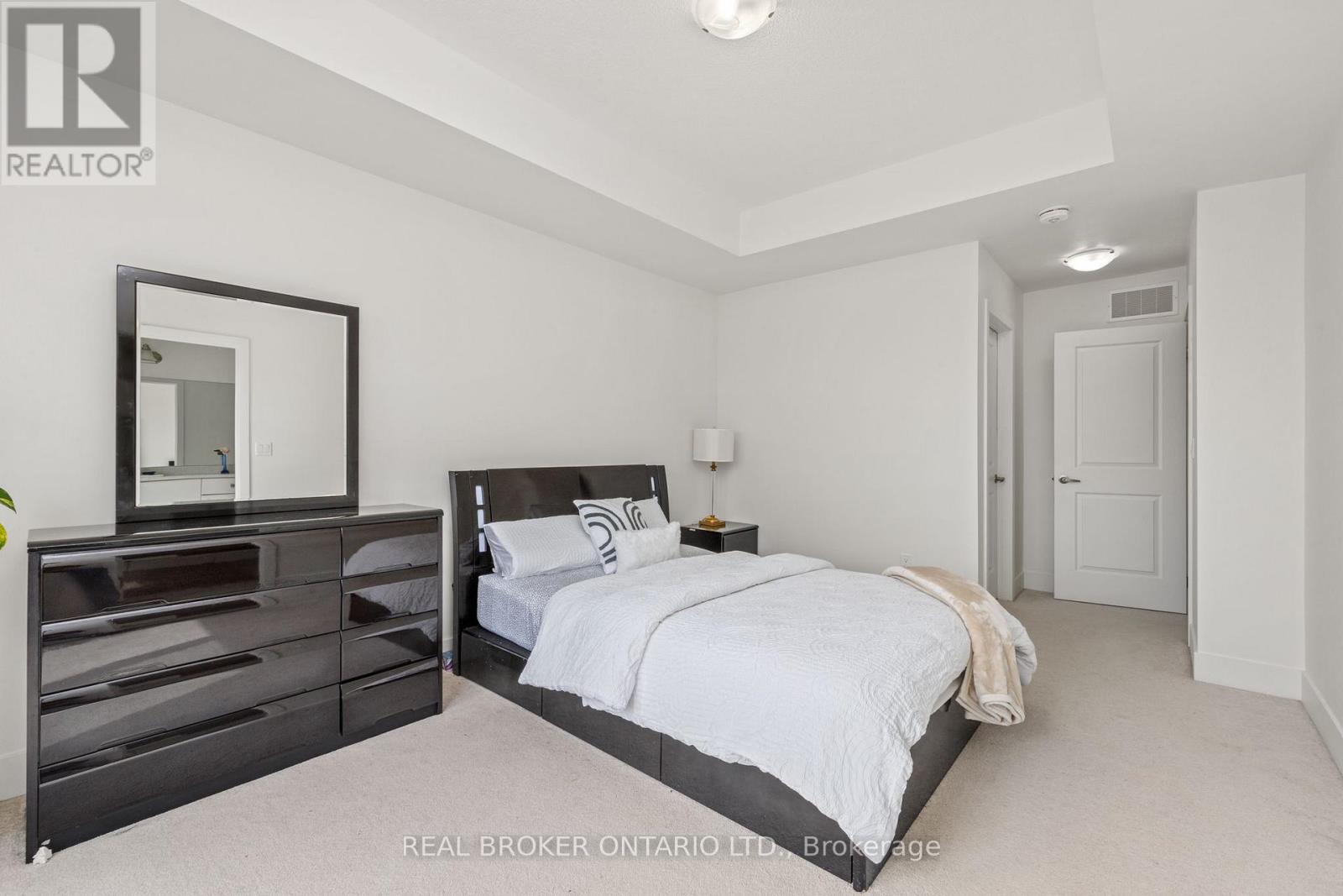 9 Nautical Way, Whitby, Ontario  L1N 0N2 - Photo 17 - E13076486