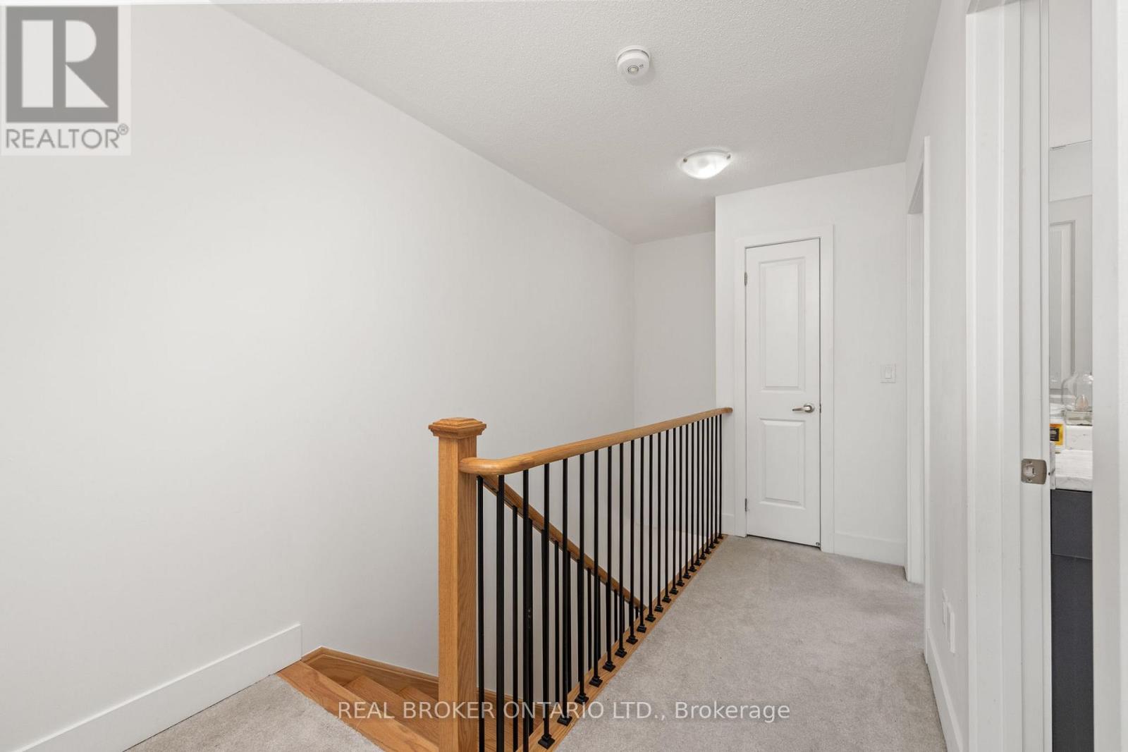 9 Nautical Way, Whitby, Ontario  L1N 0N2 - Photo 19 - E13076486