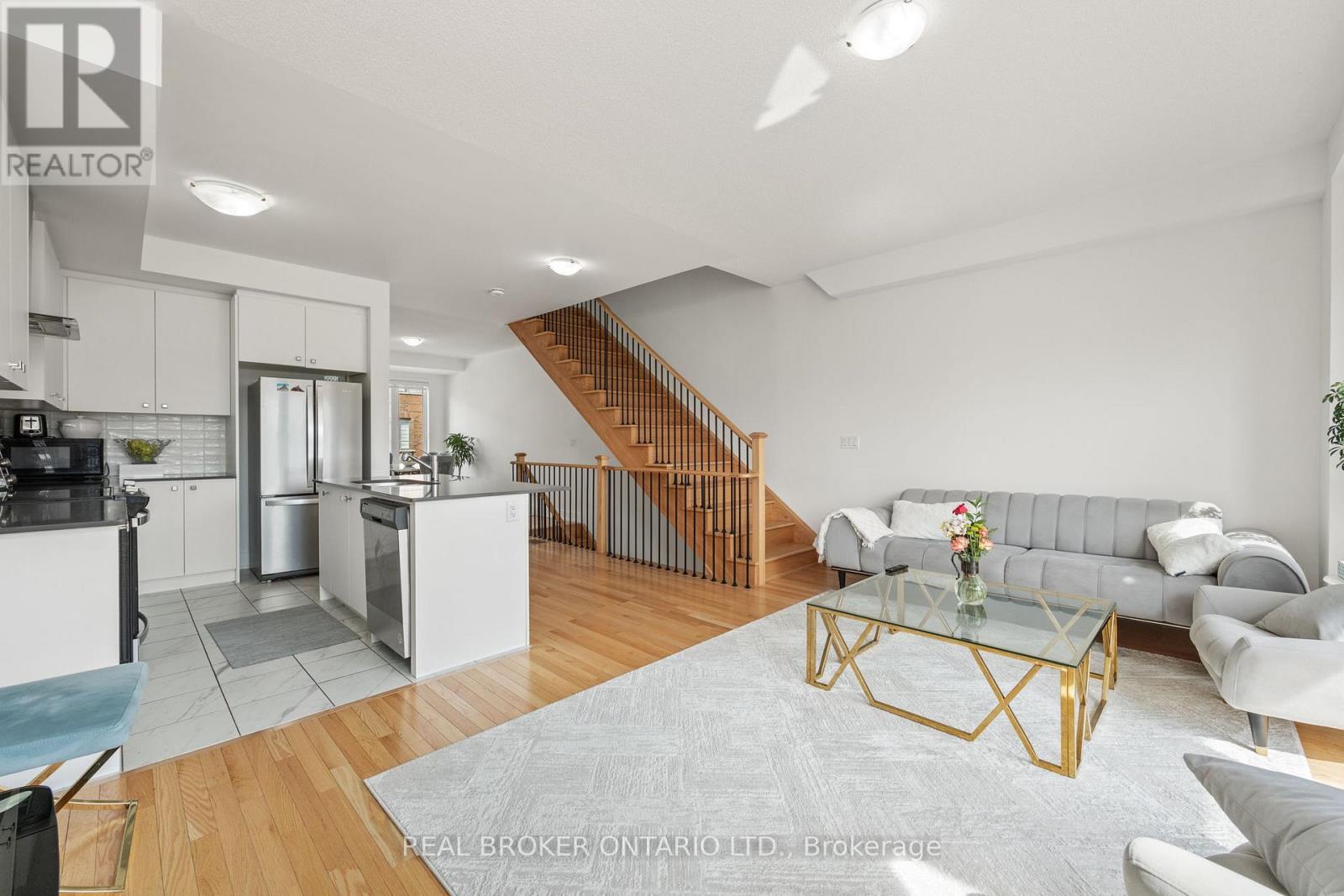 9 Nautical Way, Whitby, Ontario  L1N 0N2 - Photo 31 - E13076486