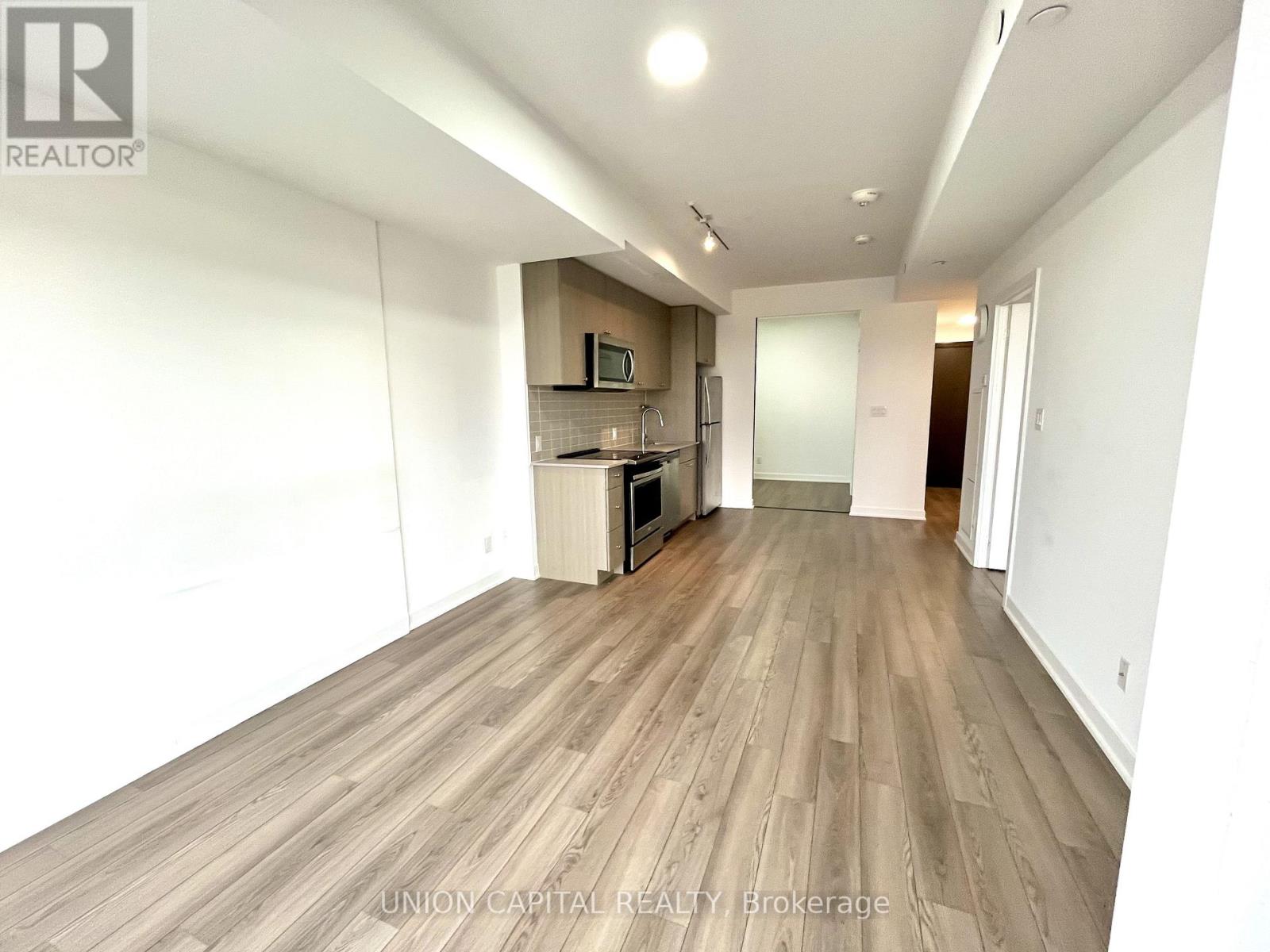 513 - 2799 Kingston Road, Toronto, Ontario  M1M 0E3 - Photo 4 - E13076602