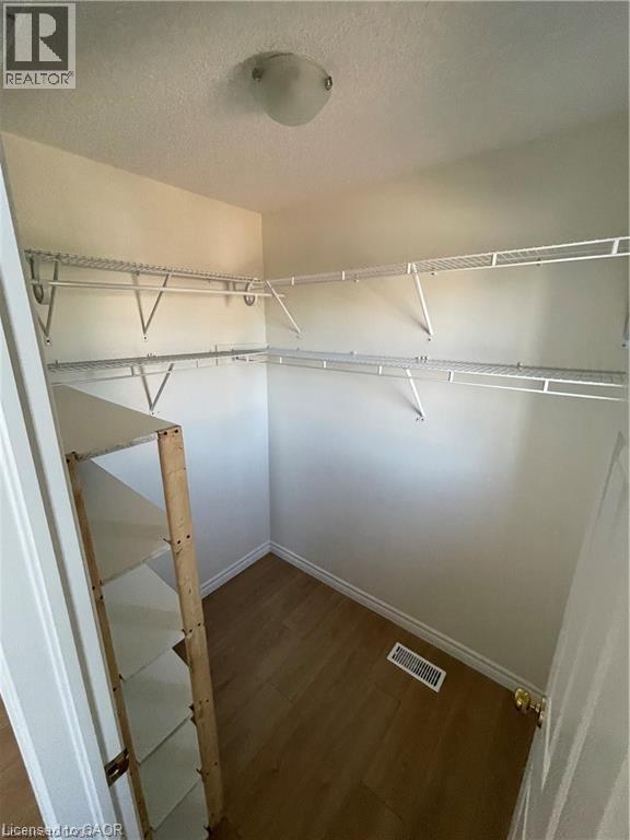 98 Udvari Crescent, Kitchener, Ontario  N2N 0A2 - Photo 12 - 40826587