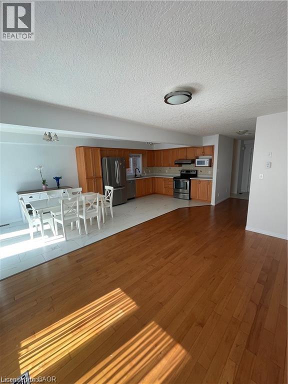 98 Udvari Crescent, Kitchener, Ontario  N2N 0A2 - Photo 4 - 40826587