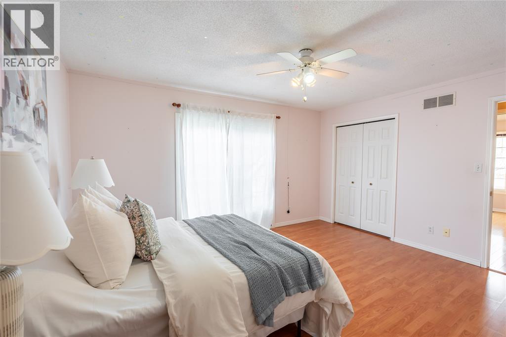 10 D'andrea Trail, Sarnia, Ontario  N7S 6H2 - Photo 17 - 26009902