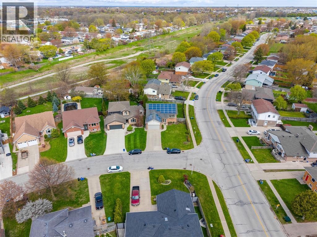 10 D'andrea Trail, Sarnia, Ontario  N7S 6H2 - Photo 45 - 26009902