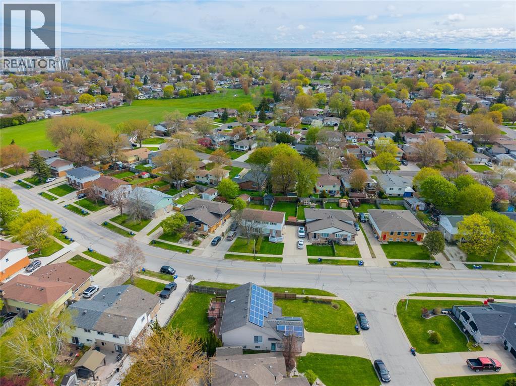 10 D'andrea Trail, Sarnia, Ontario  N7S 6H2 - Photo 47 - 26009902