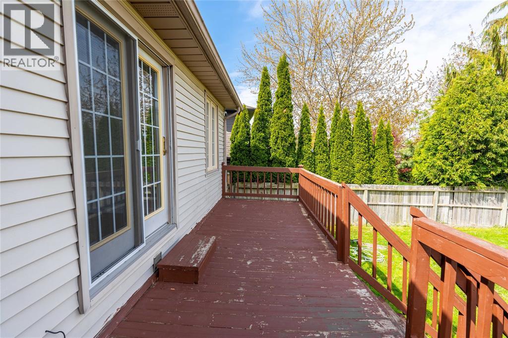 10 D'andrea Trail, Sarnia, Ontario  N7S 6H2 - Photo 34 - 26009902