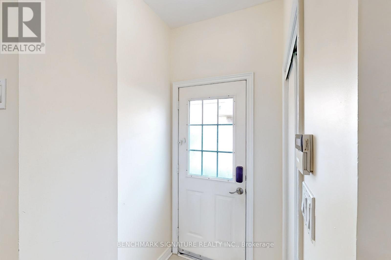 2030 Bur Oak Avenue, Markham, Ontario  L6E 1X6 - Photo 4 - N13076468