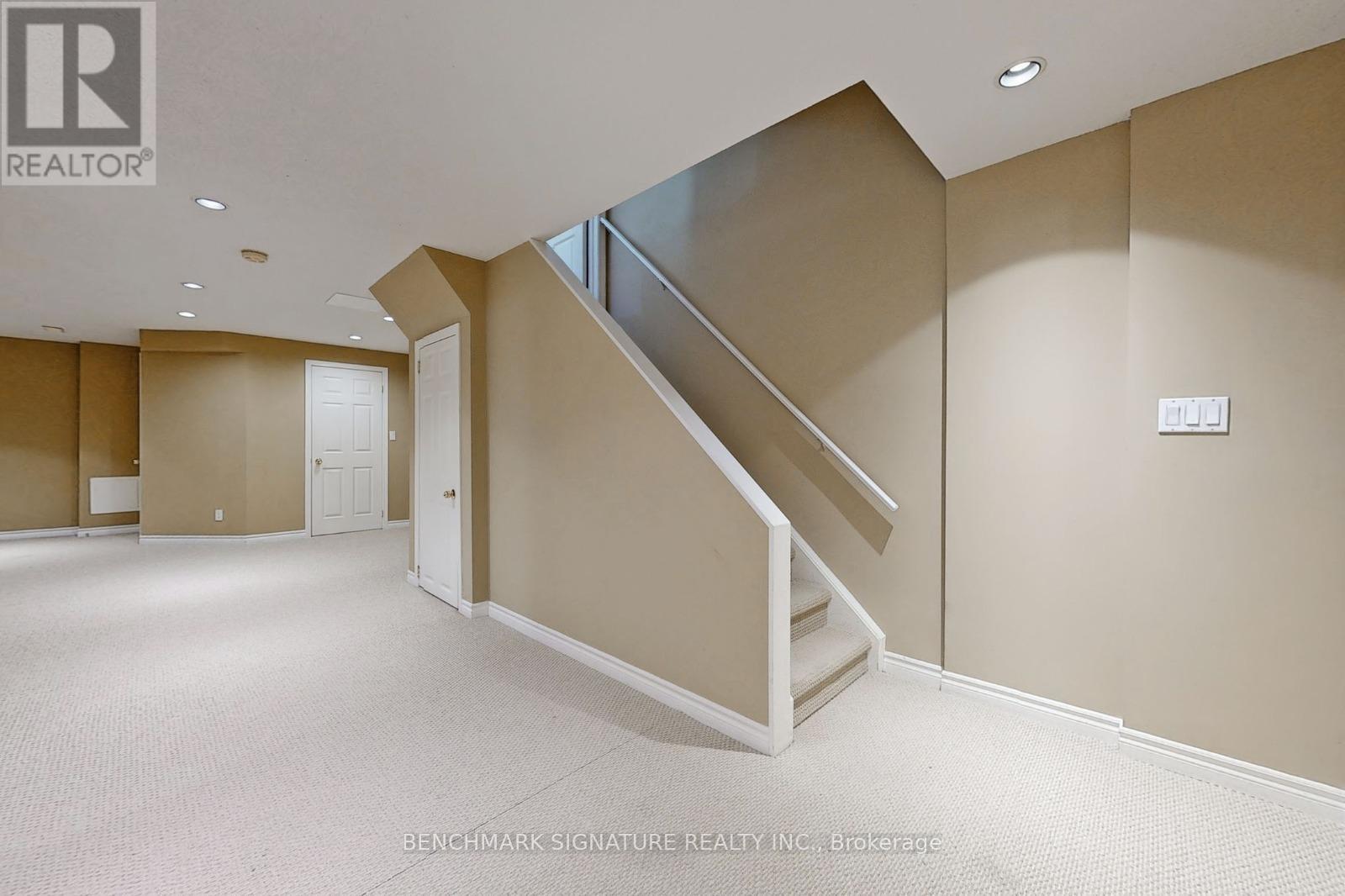 2030 Bur Oak Avenue, Markham, Ontario  L6E 1X6 - Photo 8 - N13076468