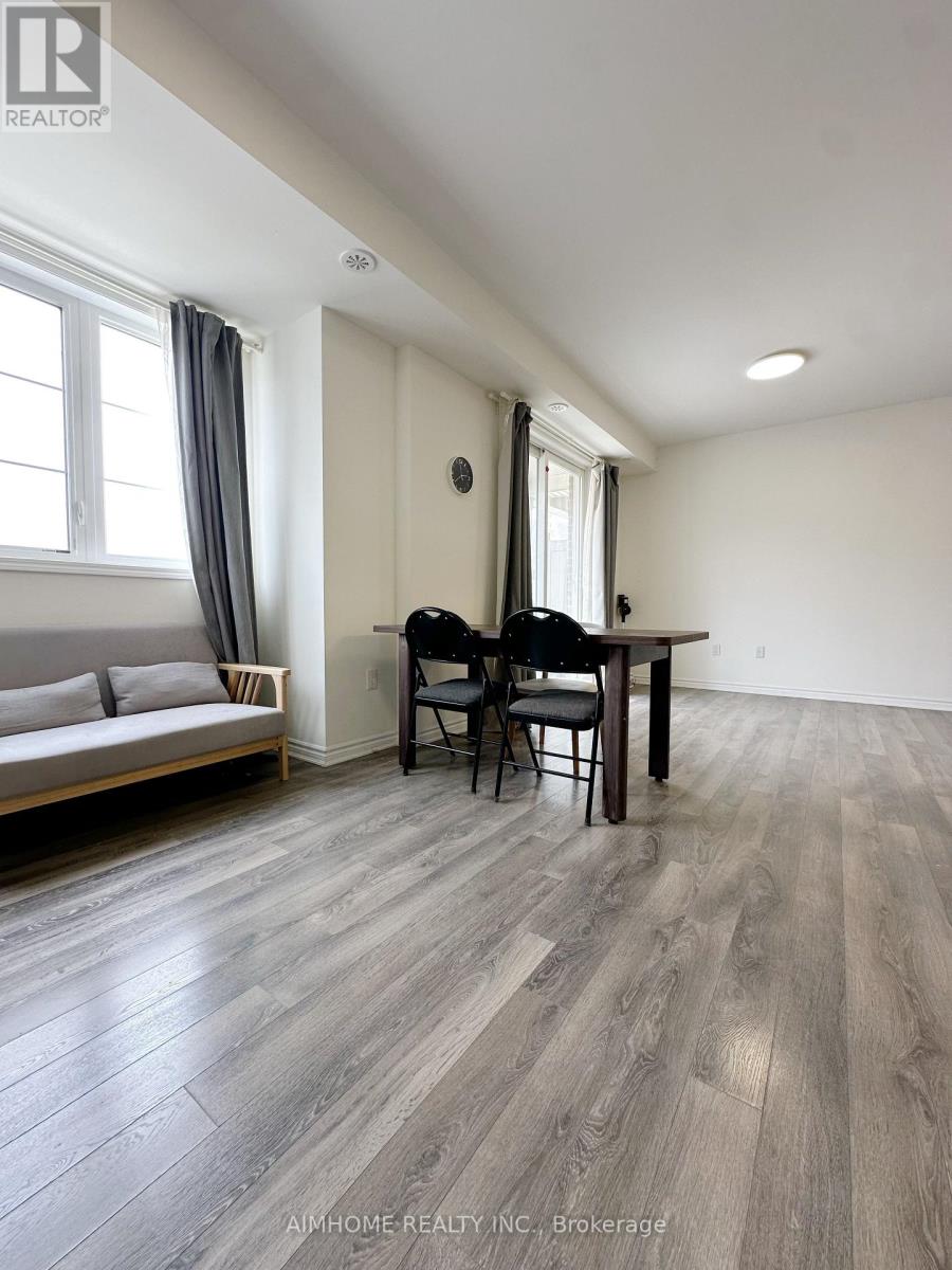 51 Frederick Wilson Avenue, Markham, Ontario  L6B 1N1 - Photo 6 - N13076526