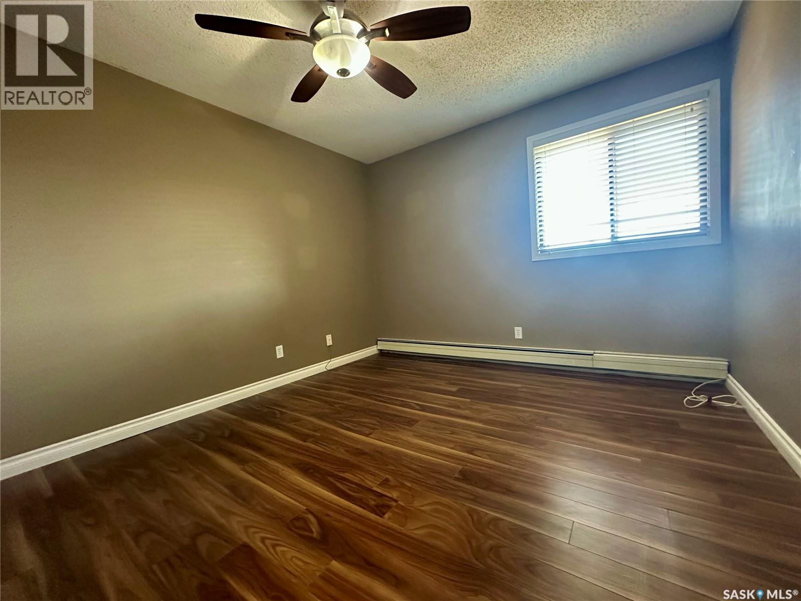 312 315 Tait Crescent, Saskatoon, Saskatchewan  S7H 5K6 - Photo 10 - SK034691